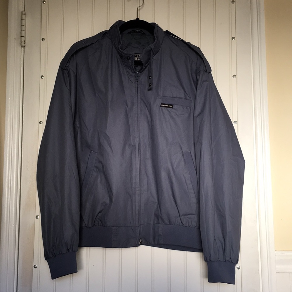 Members only jacket men’s size Large.